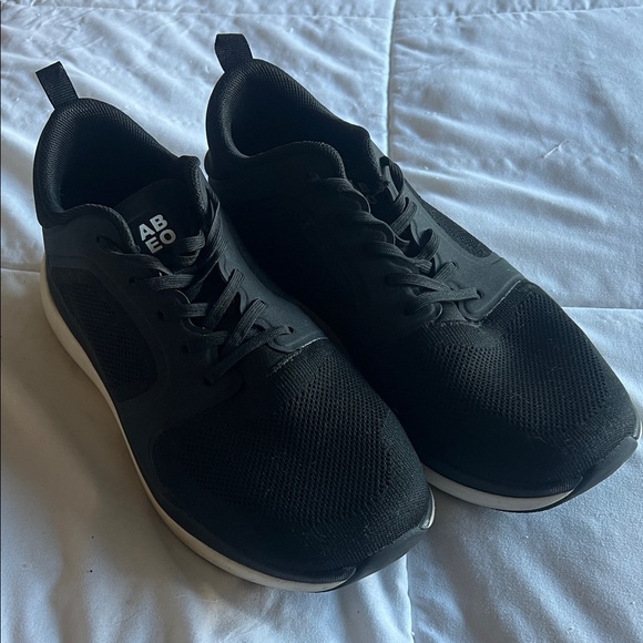 Abeo Shoes - ABEO Women’s Black and White Athletic Shoes